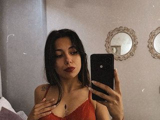 에로틱 한 영상 채팅 SoniaSummers