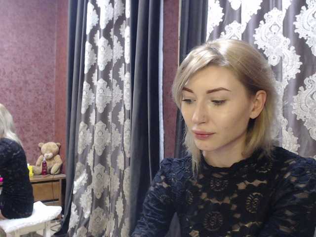 사진 SonyaDimond #blonde # assian mix #hairy #horny #Home