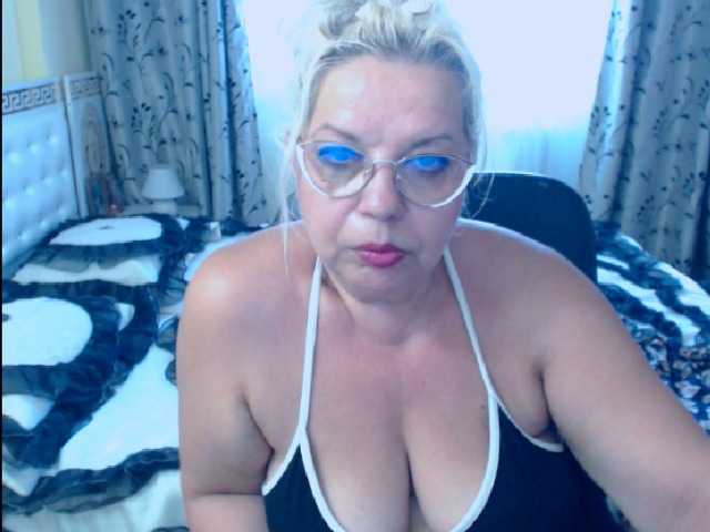 사진 SonyaHotMilf #BLONDE#MATURE#FEET##PUSSY#ASS#MAKE ME HAPPY WITH YOUR TIPS!!