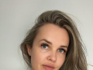 에로틱 한 영상 채팅 Sonyaxbelle