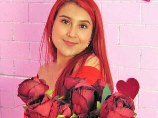 에로틱 한 영상 채팅 Sophia-Turner