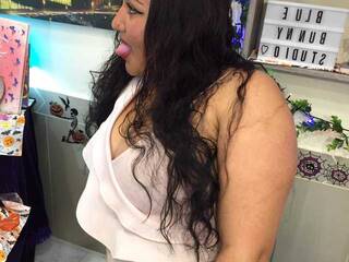 에로틱 한 영상 채팅 SophyFox