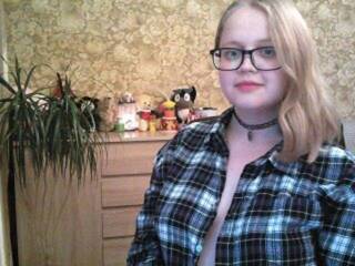 에로틱 한 영상 채팅 EvaLake