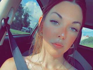 에로틱 한 영상 채팅 Spicy-Chrissy