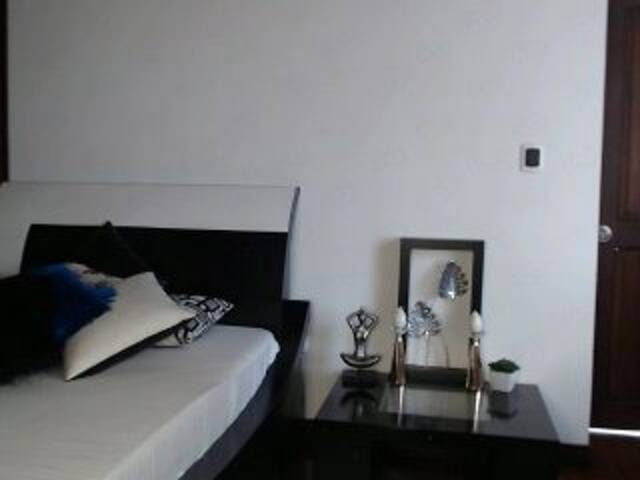 방송 스크린 샷 StaceyWood