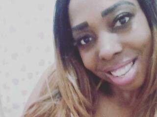 에로틱 한 영상 채팅 Stefanelim