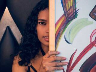 에로틱 한 영상 채팅 StefanyBromw