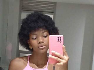 에로틱 한 영상 채팅 sthefanyowen