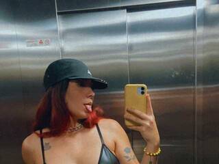 에로틱 한 영상 채팅 Sunshine4i20