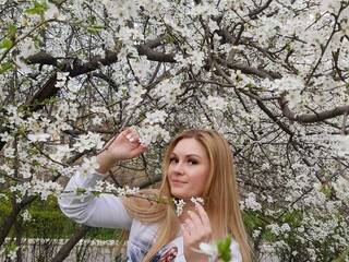 에로틱 한 영상 채팅 SuperBronze