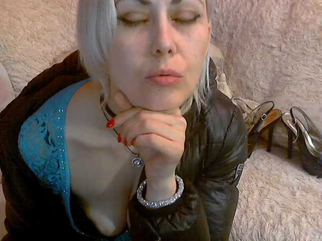 방송 스크린 샷 elenamor