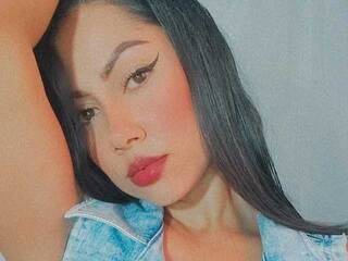 에로틱 한 영상 채팅 sweet-canelita