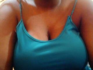 에로틱 한 영상 채팅 Sweet-teyy