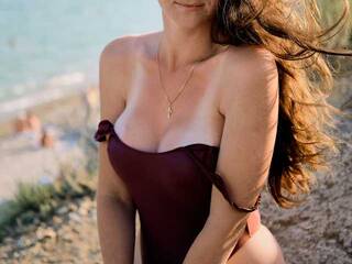 에로틱 한 영상 채팅 MILLIANA