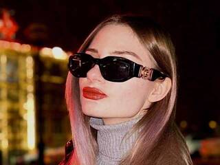 에로틱 한 영상 채팅 _Brightgirl_