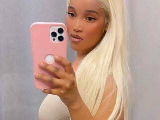 에로틱 한 영상 채팅 Sweetheartcocomwllow