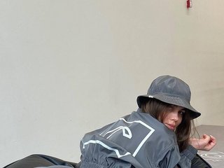 에로틱 한 영상 채팅 SweetKittyX