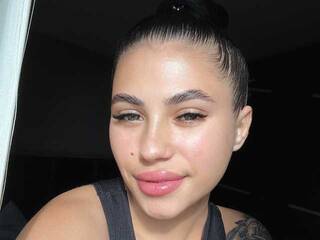 에로틱 한 영상 채팅 SweetLya09