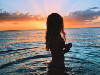 에로틱 한 영상 채팅 Sweettits21