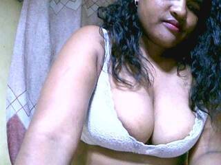 에로틱 한 영상 채팅 SydneiDollux