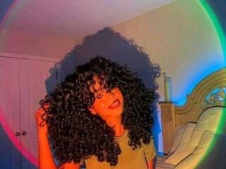 에로틱 한 영상 채팅 Sylvannah