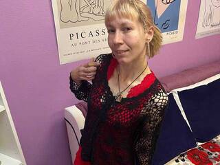 에로틱 한 영상 채팅 Syrelia