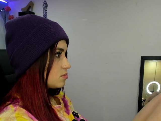 방송 스크린 샷 tamara-scraw