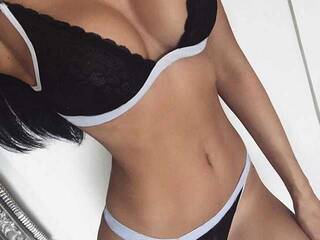 에로틱 한 영상 채팅 TamaraJhonson