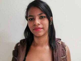 에로틱 한 영상 채팅 Tamarawithe