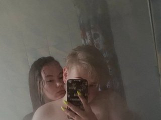 에로틱 한 영상 채팅 Tanya-and-Sara