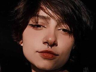 에로틱 한 영상 채팅 TaraJacobs