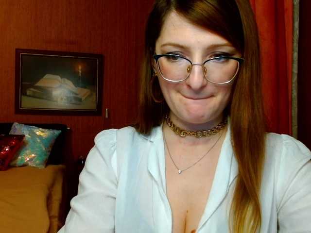 사진 tastyAriel Sweet and yet dang naughty ;) #innocentface #sweet #petite #glasses #fetish #natural #domina #teaser #cfmn #joi #cei #cbt #sph