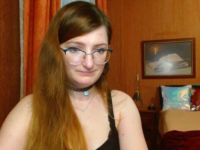 사진 tastyAriel Sweet and yet dang naughty ;) #innocentface #sweet #petite #glasses #fetish #natural #domina #teaser #cfmn #joi #cei #cbt #sph