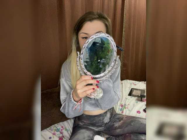 방송 스크린 샷 KristiIvanna