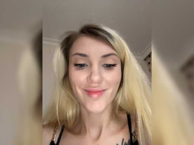방송 스크린 샷 KristiIvanna
