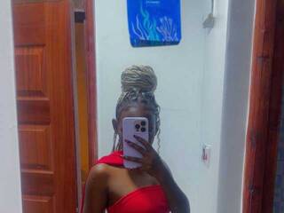 에로틱 한 영상 채팅 Tatiana303