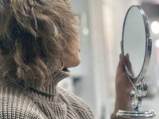 에로틱 한 영상 채팅 Laurador