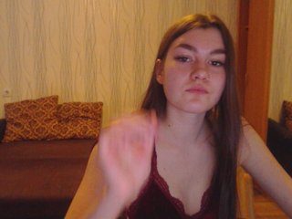 사진 taTinyaLove Hello to all! glad to see you! let's have fun together! if you like me the tip is 3/33/333))) look at the camera 25) dance 80 :) private and groups! kisses