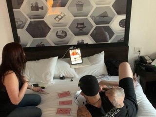 에로틱 한 영상 채팅 Tattedtrouble