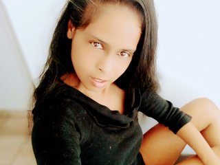 에로틱 한 영상 채팅 TaylorLove69