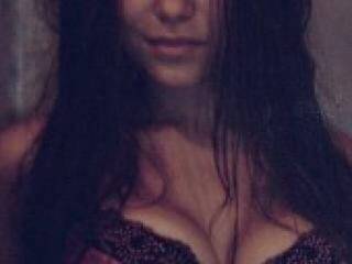 에로틱 한 영상 채팅 taylorx1