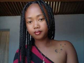 에로틱 한 영상 채팅 Tence