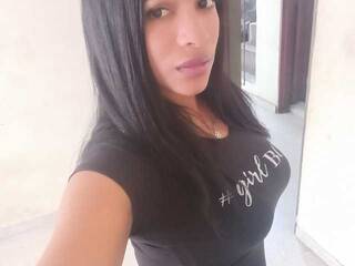 에로틱 한 영상 채팅 TenishaWunder