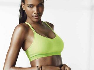 에로틱 한 영상 채팅 TessaXHoney