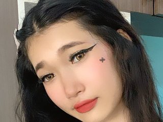 에로틱 한 영상 채팅 ThaiMasseuse18