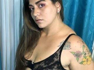 에로틱 한 영상 채팅 thinatower