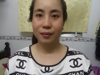 에로틱 한 영상 채팅 Thithi90