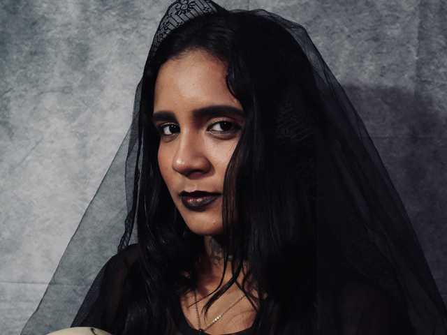 프로필 사진 tiana-glow