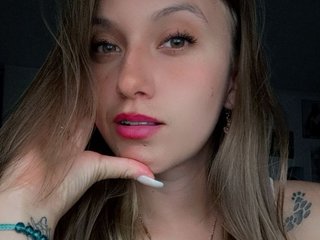 에로틱 한 영상 채팅 Tifannyy22