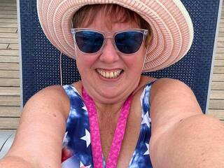 에로틱 한 영상 채팅 TightKitty55